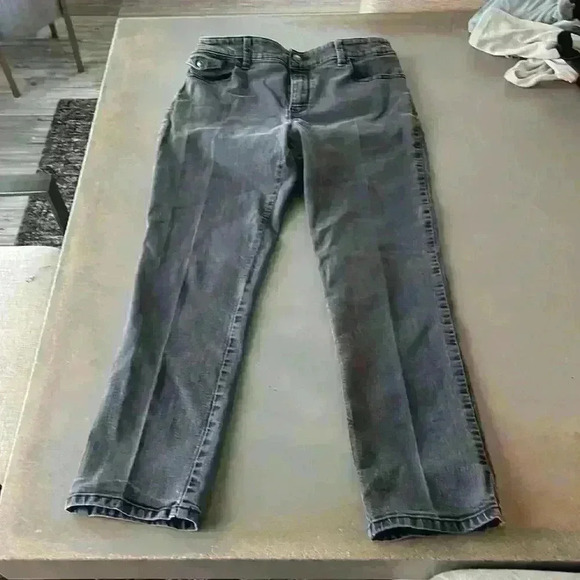 Chicos Platinum Women's Gray Wash High Rise Button Pockets Denim Jeans Size 8 - Picture 3 of 10